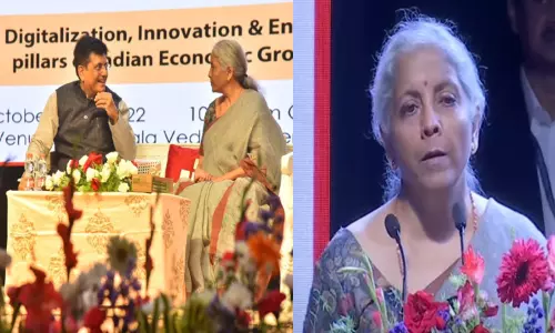நேரடி பண பரிமாற்றம் திட்டத்தால் பயனாளிகளுக்கு கமிஷன் இன்றி பணம் போய்ச்சேருகிறது - நிர்மலா சீதாராமன் நேரடி பண பரிமாற்றம் திட்டத்தால் பயனாளிகளுக்கு கமிஷன் இன்றி பணம் போய்ச்சேருகிறது - நிர்மலா சீதாராமன்