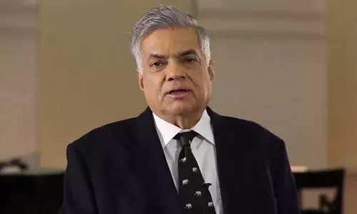 புதுச்சேரி அரசு அனுப்பிய மருந்துகள்: இலங்கை அதிபர் ரணில் விக்ரமசிங்கே பெற்றுக்கொண்டார் புதுச்சேரி அரசு அனுப்பிய மருந்துகள்: இலங்கை அதிபர் ரணில் விக்ரமசிங்கே பெற்றுக்கொண்டார்