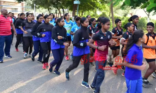 தேசிய ஒற்றுமை தினத்தையொட்டி   நாமக்கல்லில் விழிப்புணர்வு மாரத்தான்