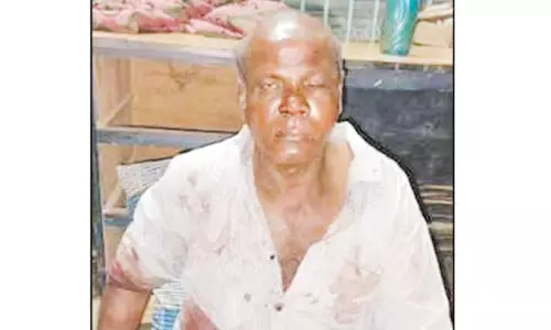 காவலாளியை தாக்கி வங்கியில் கொள்ளை முயற்சி