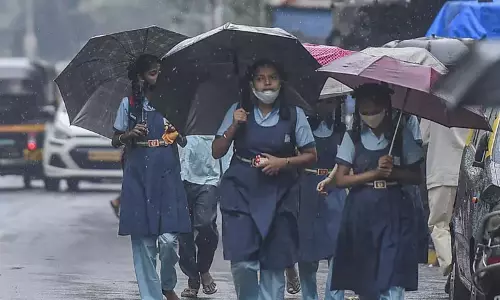 தொடர் கனமழை: தஞ்சாவூர் மற்றும் திருவாரூர் மாவட்டங்களில் பள்ளிகளுக்கு மட்டும் விடுமுறை