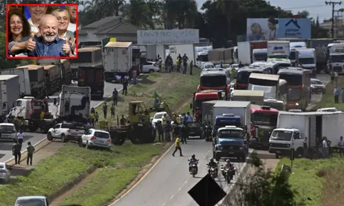 பிரேசிலில் நூலிழையில் வெற்றியை தவறவிட்ட அதிபர் போல்சனாரோவுக்கு ஆதரவாக லாரி ஓட்டுநர்கள் சாலை மறியல்!