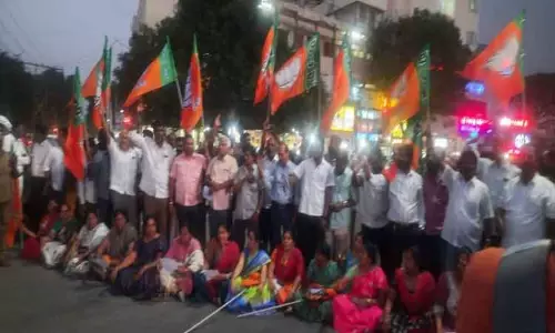 மறியலில் ஈடுபட்ட பா.ஜ.க.வினர் 130 பேர் கைது