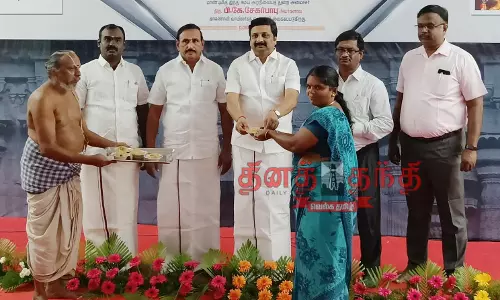 நாள்முழுவதும் பக்தர்களுக்கு பிரசாதம் வழங்கும் திட்டம் தொடக்கம்