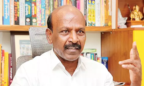 சென்னை மாநகராட்சியில் தொடர்ந்து 15 செ.மீ. மழைபெய்தும் மழைநீர் தேங்கவில்லை - அமைச்சர் மா.சுப்பிரமணியன் பேட்டி சென்னை மாநகராட்சியில் தொடர்ந்து 15 செ.மீ. மழைபெய்தும் மழைநீர் தேங்கவில்லை - அமைச்சர் மா.சுப்பிரமணியன் பேட்டி