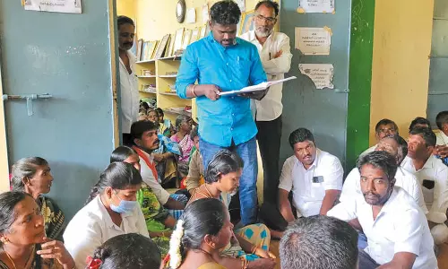 பரந்தூர் விமான நிலையத்துக்கு எதிர்ப்பு தெரிவித்து கிராம சபை கூட்டத்தில் தீர்மானம் - 3-வது முறையாக நிறைவேற்றம் பரந்தூர் விமான நிலையத்துக்கு எதிர்ப்பு தெரிவித்து கிராம சபை கூட்டத்தில் தீர்மானம் - 3-வது முறையாக நிறைவேற்றம்