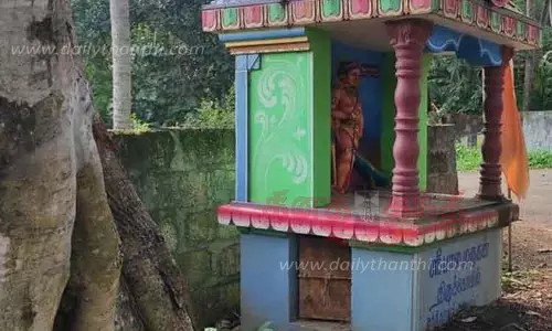 நித்திரவிளை அருகே கோவில் உண்டியலை உடைத்து பணம் திருட்டு நித்திரவிளை அருகே கோவில் உண்டியலை உடைத்து பணம் திருட்டு