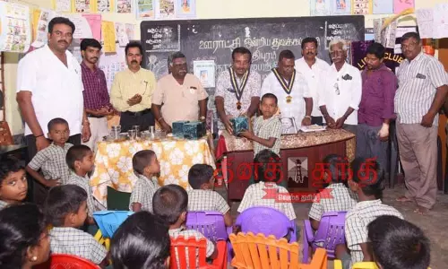 டாக்டர் சிவந்தி ஆதித்தனார் கல்வியியல் கல்லூரி சார்பில் கிராம தத்தெடுப்பு திட்டம் டாக்டர் சிவந்தி ஆதித்தனார் கல்வியியல் கல்லூரி சார்பில் கிராம தத்தெடுப்பு திட்டம்