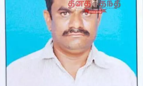 காரிமங்கலம் அருகே  வேன் மோதி பெண் உள்பட 2 பேர் பலி  டிரைவருக்கு வலைவீச்சு