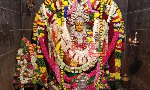 நித்திய சுமங்கலி மாரியம்மன் கோவிலில் திருவிழா நித்திய சுமங்கலி மாரியம்மன் கோவிலில் திருவிழா