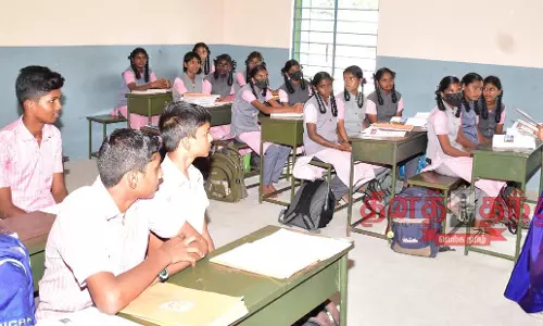 அரசு பள்ளிகளில் கலெக்டர் திடீர் ஆய்வு