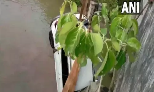 கர்நாடகா: பாஜக எம்எல்ஏ ரேணுகாச்சார்யாவின் அண்ணன் மகன் காரில் சடலமாக கண்டெடுப்பு