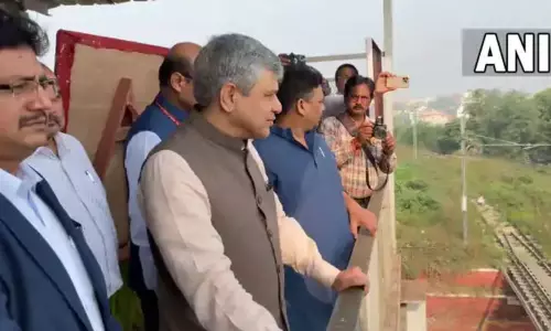 புல்லட் ரெயில் தொழில்நுட்பத்தை செயல்படுத்துவதற்கு முன் இன்னும் நிறைய கற்றுக்கொள்ள வேண்டும்: ரெயில்வே மந்திரி