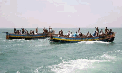 இலங்கை கடற்படையால் தமிழக மீனவர்கள் 8 பேர் கைது இலங்கை கடற்படையால் தமிழக மீனவர்கள் 8 பேர் கைது