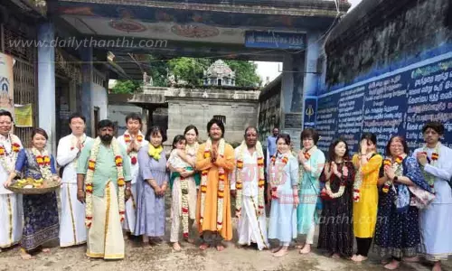 மயிலாடுதுறை மாயூரநாதர் கோவிலில் ஜப்பான் நாட்டை சேர்ந்தவர்கள் தரிசனம்