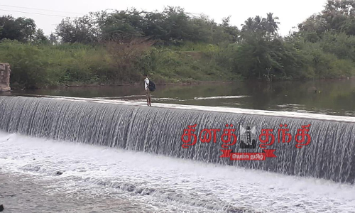 ஓச்சேரி பகுதியில் நிரம்பி வரும் ஏரிகள்