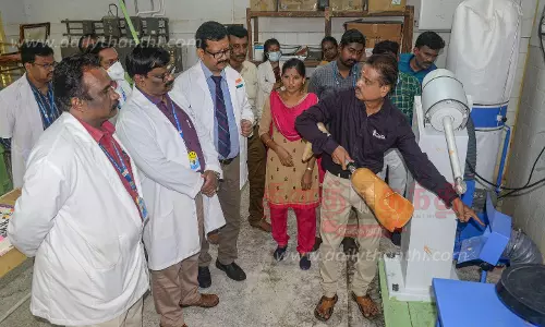 ரூ.8 லட்சத்தில் செயற்கை கால் தயாரிக்கும் எந்திரம் ரூ.8 லட்சத்தில் செயற்கை கால் தயாரிக்கும் எந்திரம்