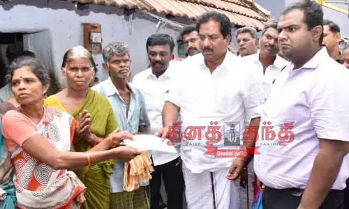 மழையால் சேதமடைந்த சாலைகளை தற்காலிகமாக சீரமைக்க நடவடிக்கை - அமைச்சர் மூர்த்தி தகவல் மழையால் சேதமடைந்த சாலைகளை தற்காலிகமாக சீரமைக்க நடவடிக்கை - அமைச்சர் மூர்த்தி தகவல்