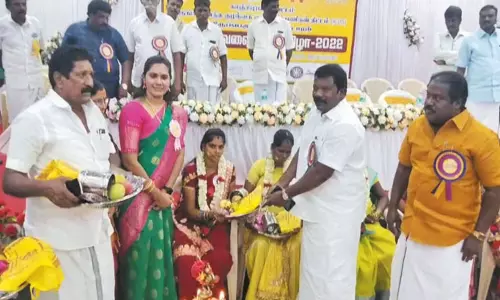 300 கர்ப்பிணிகளுக்கு சமுதாய வளைகாப்பு 300 கர்ப்பிணிகளுக்கு சமுதாய வளைகாப்பு
