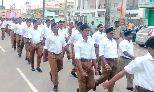 3 இடங்களில் மட்டும் நடைபெற்ற ஆர்.எஸ்.எஸ். பேரணி...!