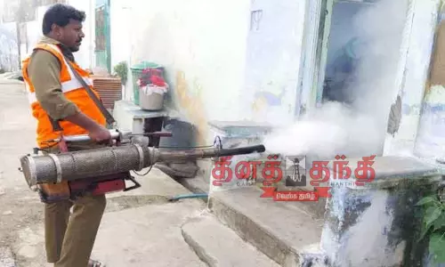 ஈரோடு மாநகராட்சியில் டெங்கு தடுப்பு நடவடிக்கைகள் தீவிரம் ஈரோடு மாநகராட்சியில் டெங்கு தடுப்பு நடவடிக்கைகள் தீவிரம்