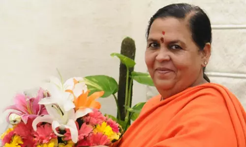 10 சதவீத இட ஒதுக்கீடு: சுப்ரீம் கோர்ட்டின் தீர்ப்புக்கு உமா பாரதி வரவேற்பு - தனியார் துறையிலும் அமல்படுத்த கோரிக்கை