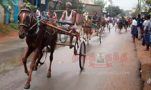 கோவில் கும்பாபிஷேகத்தை முன்னிட்டு குதிரை வண்டி பந்தயம்