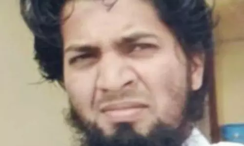 ஜமேஷா முபின், பிரத்யேக செயலி மூலம் வெளிநாட்டு நபர்களுடன் பேசினாரா?