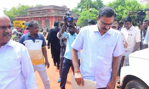 13 பேரிடம் உண்மை கண்டறியும் சோதனைக்கு அனுமதி கேட்ட விவகாரம் 13 பேரிடம் உண்மை கண்டறியும் சோதனைக்கு அனுமதி கேட்ட விவகாரம்