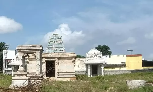 1000 ஆண்டு பழமை வாய்ந்த சேவூர் அழகப்பெருமாள் கோவில் திருப்பணிகள் விரைந்து முடித்து கும்பாபிஷேகம் நடத்த வேண்டும் என்று பக்தர்கள் கோரிக்கை விடுத்துள்ளனர். 1000 ஆண்டு பழமை வாய்ந்த சேவூர் அழகப்பெருமாள் கோவில் திருப்பணிகள் விரைந்து முடித்து கும்பாபிஷேகம் நடத்த வேண்டும் என்று பக்தர்கள் கோரிக்கை விடுத்துள்ளனர்.