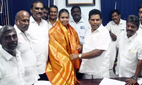 தூத்துக்குடி மாவட்ட பஞ்சாயத்து தலைவராக பிரம்மசக்தி தேர்வு தூத்துக்குடி மாவட்ட பஞ்சாயத்து தலைவராக பிரம்மசக்தி தேர்வு