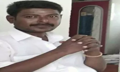 நெகமம் அருகே டாஸ்மாக் ஊழியர் மர்ம சாவு நெகமம் அருகே டாஸ்மாக் ஊழியர் மர்ம சாவு