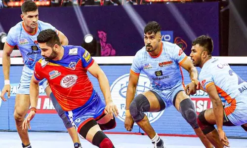 புரோ கபடி லீக்: பெங்கால் வாரியர்ஸ்- உ.பி.யோதா ஆட்டம் டிரா புரோ கபடி லீக்: பெங்கால் வாரியர்ஸ்- உ.பி.யோதா ஆட்டம் டிரா