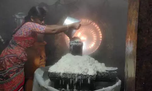 ஆதி அண்ணாமலையார் கோவிலில் அன்னாபிஷேகம் ஆதி அண்ணாமலையார் கோவிலில் அன்னாபிஷேகம்