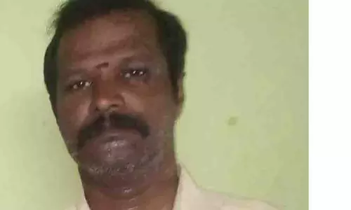 லாரி டிரைவர் தூக்குப்போட்டு தற்கொலை லாரி டிரைவர் தூக்குப்போட்டு தற்கொலை