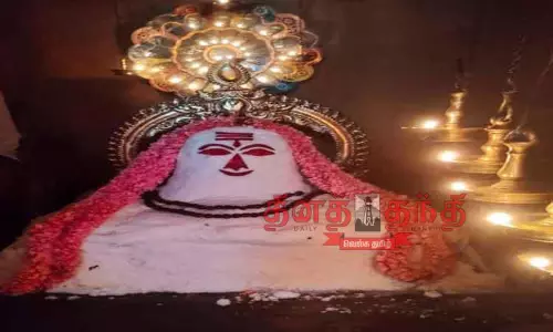 சிவன் கோவில்களில் அன்னாபிஷேகம் சிவன் கோவில்களில் அன்னாபிஷேகம்