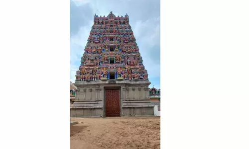 கோவில்களில் நடைஅடைப்பு கோவில்களில் நடைஅடைப்பு