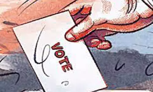 நாடு முழுவதும் 2½ லட்சம் வாக்காளர்கள் 100 வயதை கடந்தவர்கள்- தலைமை தேர்தல் ஆணையர் ராஜீவ்குமார் தகவல் நாடு முழுவதும் 2½ லட்சம் வாக்காளர்கள் 100 வயதை கடந்தவர்கள்- தலைமை தேர்தல் ஆணையர் ராஜீவ்குமார் தகவல்