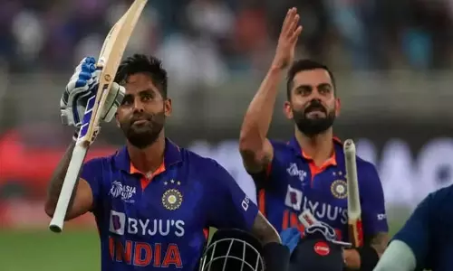 ஐசிசி டி20 தரவரிசை: முதல் இடத்தை தக்கவைத்தார் சூர்யகுமார்- டாப் 10ல் இருந்து கோலி வெளியேற்றம்