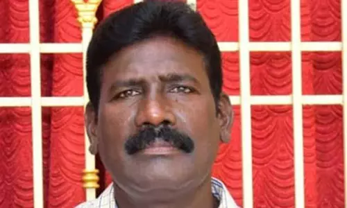 விழுப்புரத்தில்  சப்-இன்ஸ்பெக்டர் தூக்குப்போட்டு தற்கொலை