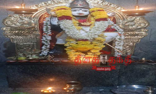 முருகன் கோவில்களில் சிறப்பு பூஜை முருகன் கோவில்களில் சிறப்பு பூஜை