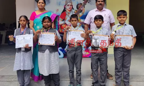 மகரிஷி வித்யாமந்திர் பள்ளி மாணவி தங்கப் பதக்கம் வென்று சாதனை மகரிஷி வித்யாமந்திர் பள்ளி மாணவி தங்கப் பதக்கம் வென்று சாதனை