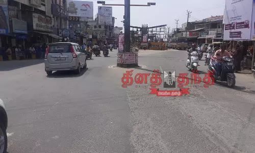 பள்ளிபாளையத்தில் பஸ் நிலையம் அமைக்கப்படுமா? பொதுமக்கள் எதிர்பார்ப்பு பள்ளிபாளையத்தில் பஸ் நிலையம் அமைக்கப்படுமா? பொதுமக்கள் எதிர்பார்ப்பு