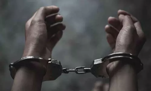 24 ஆண்டுகளுக்கு முன் இறந்ததாக கூறப்படும் குற்றவாளியை கைது செய்த டெல்லி போலீசார் 24 ஆண்டுகளுக்கு முன் இறந்ததாக கூறப்படும் குற்றவாளியை கைது செய்த டெல்லி போலீசார்