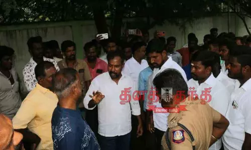 தொழிலாளி கொலையில் 9 பேர் கைது;  உடலை வாங்க மறுத்து உறவினர்கள் போராட்டம்