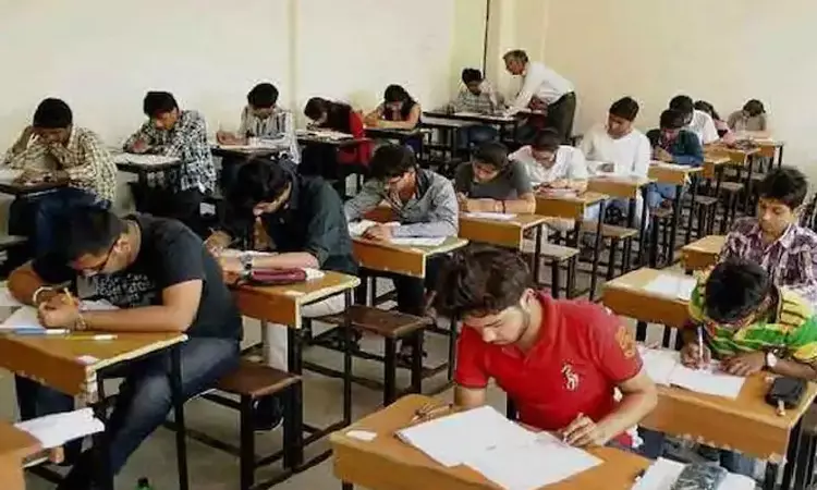 சிவில் சர்வீசஸ் முதல் நிலை தேர்வு: கட்டணமில்லா பயிற்சிக்கான நுழைவுத்தேர்வு 13-ந்தேதி நடக்கிறது - தமிழக அரசு தகவல்