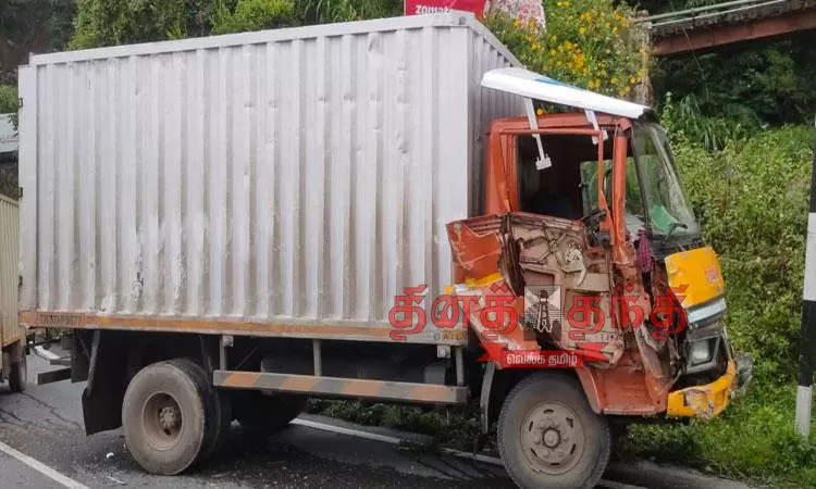 அரசு பஸ் மீது லாரி மோதல்