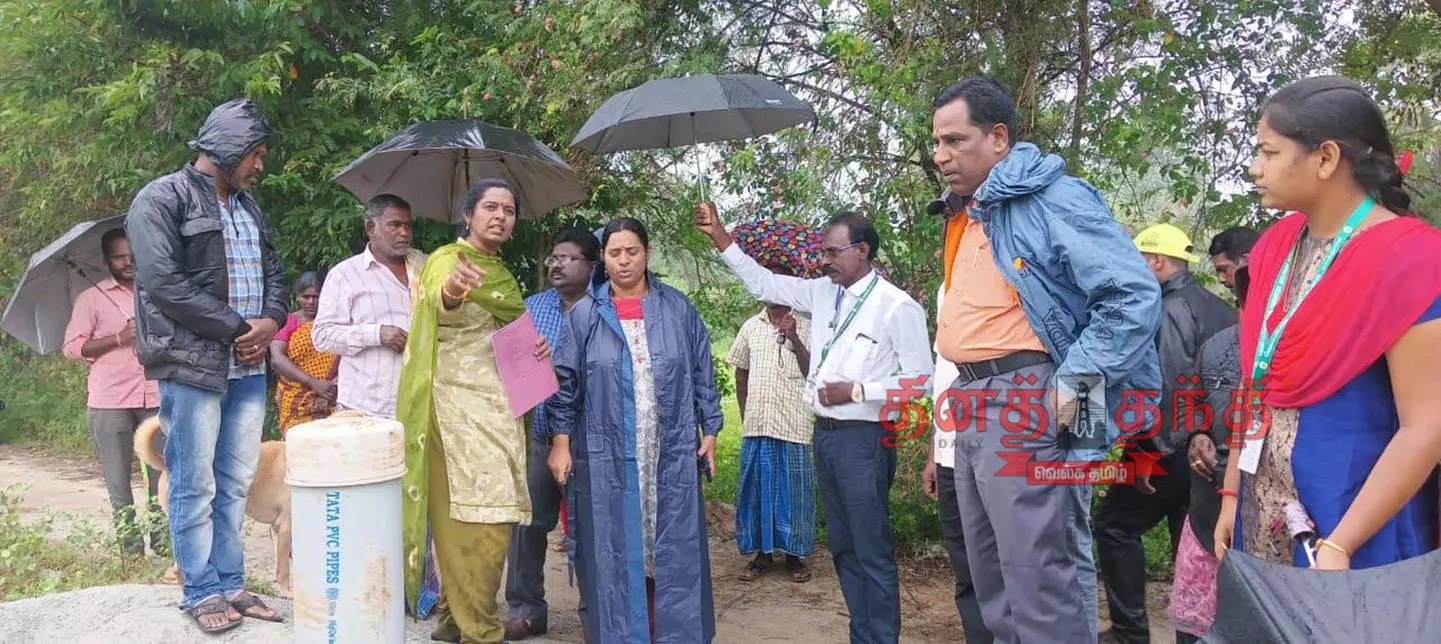 வேளாண்மை வளர்ச்சித் திட்ட பணிகளை மாநில கண்காணிப்பு அலுவலர் ஆய்வு வேளாண்மை வளர்ச்சித் திட்ட பணிகளை மாநில கண்காணிப்பு அலுவலர் ஆய்வு