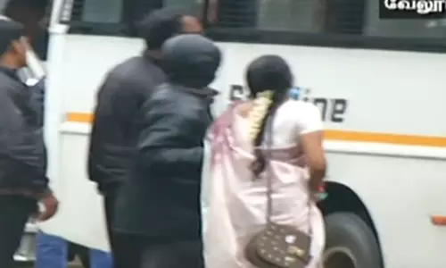 31 ஆண்டுகளுக்குப் பிறகு சிறையில் இருந்து விடுதலையானார் நளினி 31 ஆண்டுகளுக்குப் பிறகு சிறையில் இருந்து விடுதலையானார் நளினி