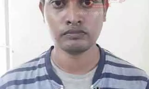 பெண்ணை ஆபாசமாக சித்தரித்து முகநூலில் பதிவிட்டவர் சிக்கினார்